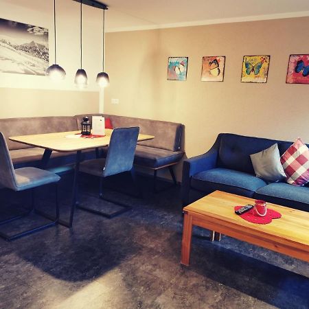 Apartament Hof Neuhaus Mayrhofen Zewnętrze zdjęcie