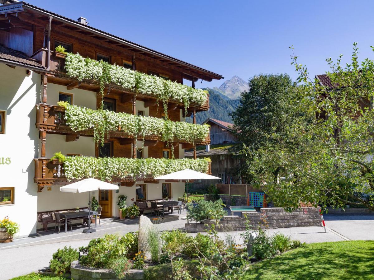 Apartament Hof Neuhaus Mayrhofen Zewnętrze zdjęcie
