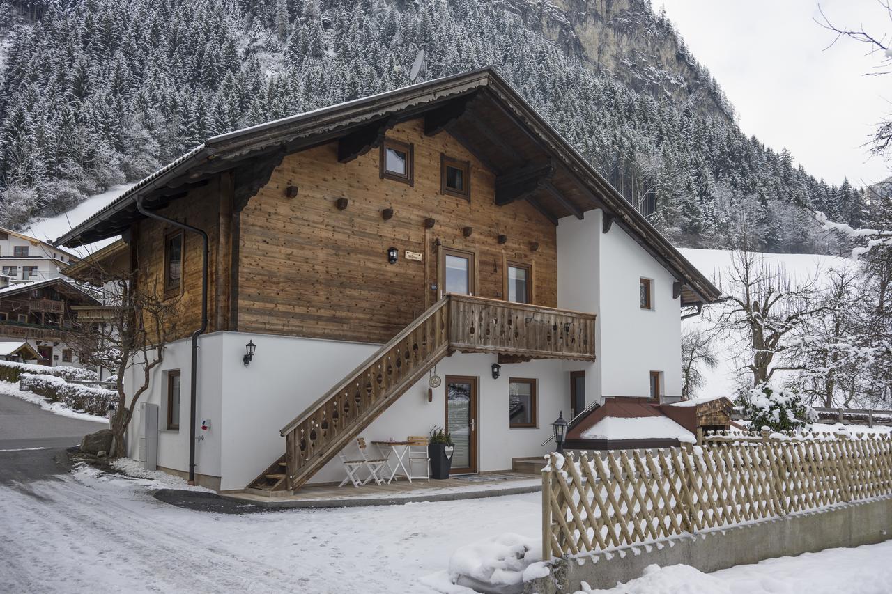 Apartament Hof Neuhaus Mayrhofen Zewnętrze zdjęcie