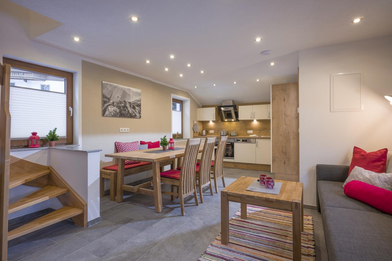 Apartament Hof Neuhaus Mayrhofen Zewnętrze zdjęcie